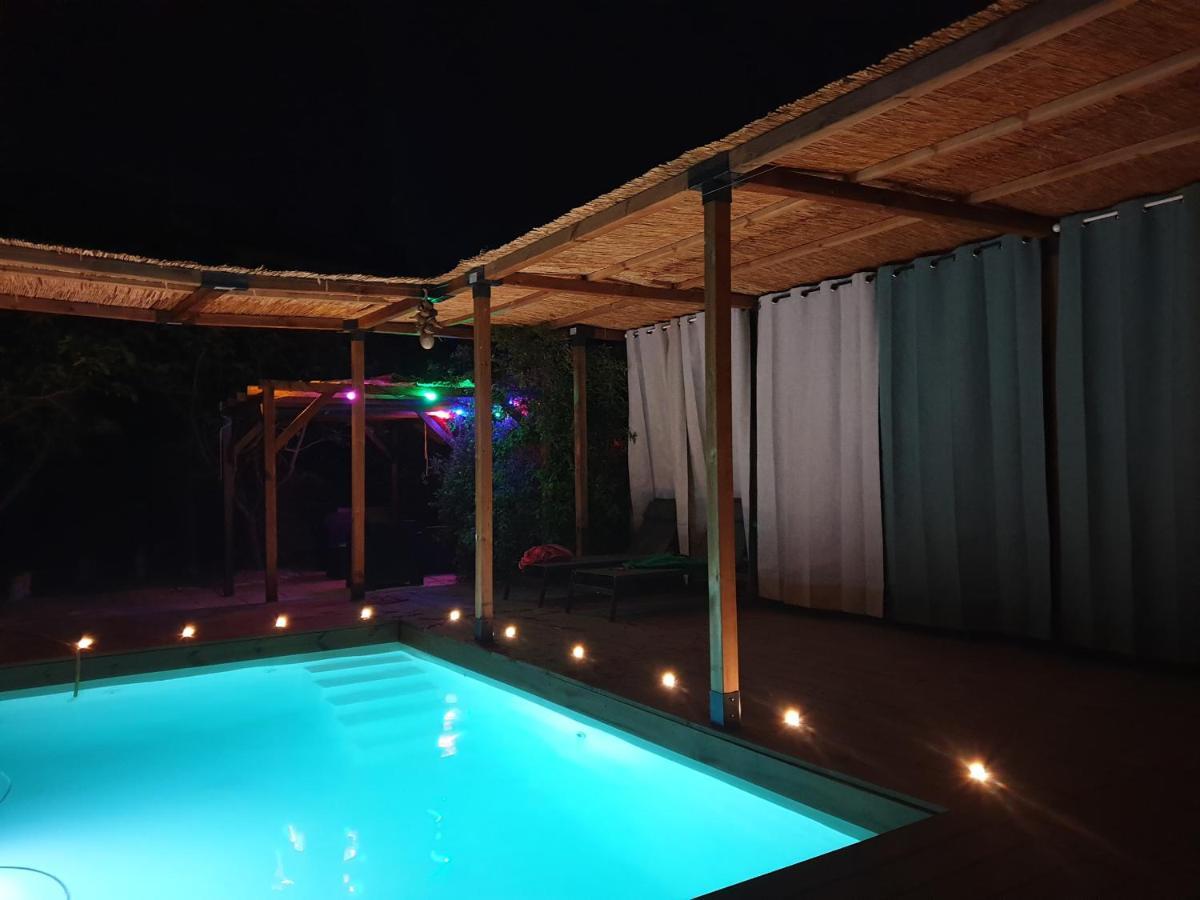 Les 2 Droles D'Oiseaux Bed & Breakfast Luc-sur-Orbieu Bagian luar foto