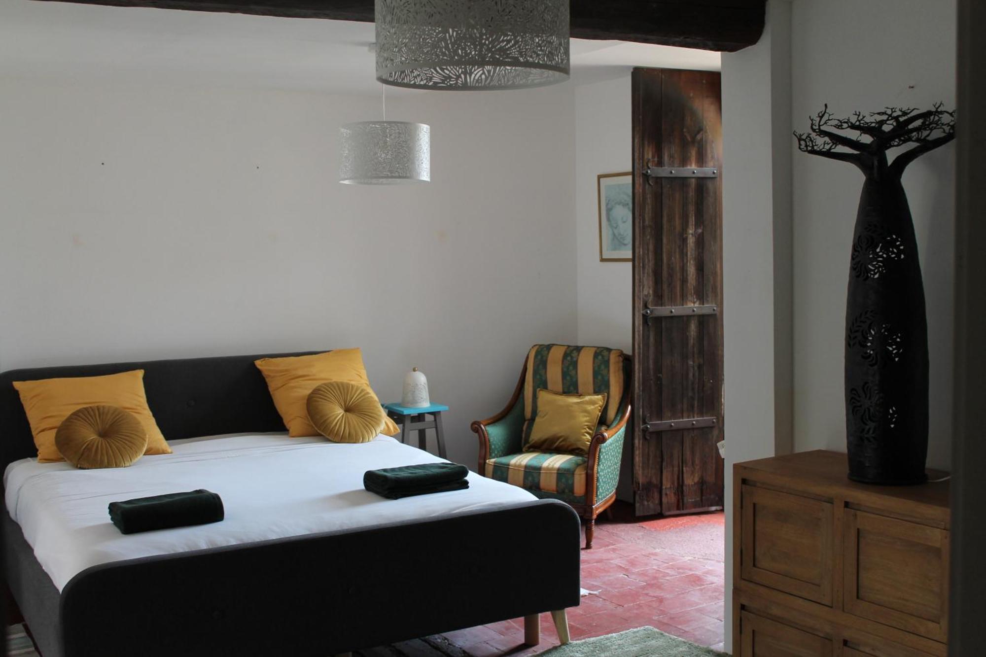 Les 2 Droles D'Oiseaux Bed & Breakfast Luc-sur-Orbieu Bagian luar foto