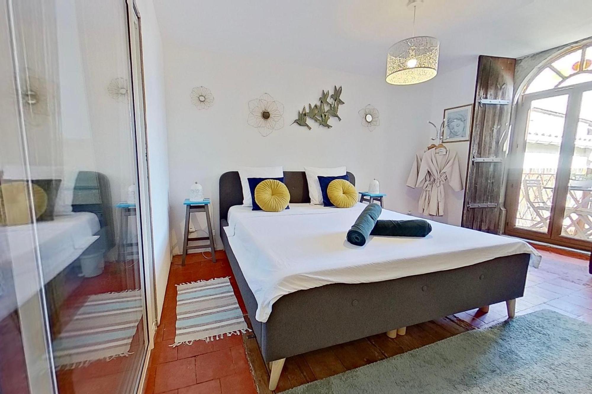 Les 2 Droles D'Oiseaux Bed & Breakfast Luc-sur-Orbieu Bagian luar foto