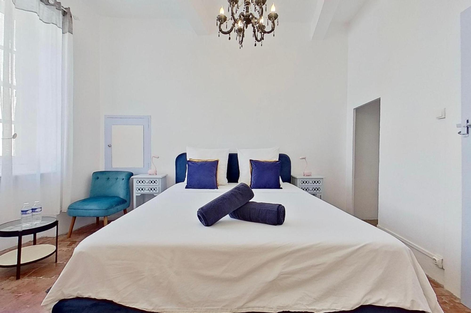 Les 2 Droles D'Oiseaux Bed & Breakfast Luc-sur-Orbieu Bagian luar foto