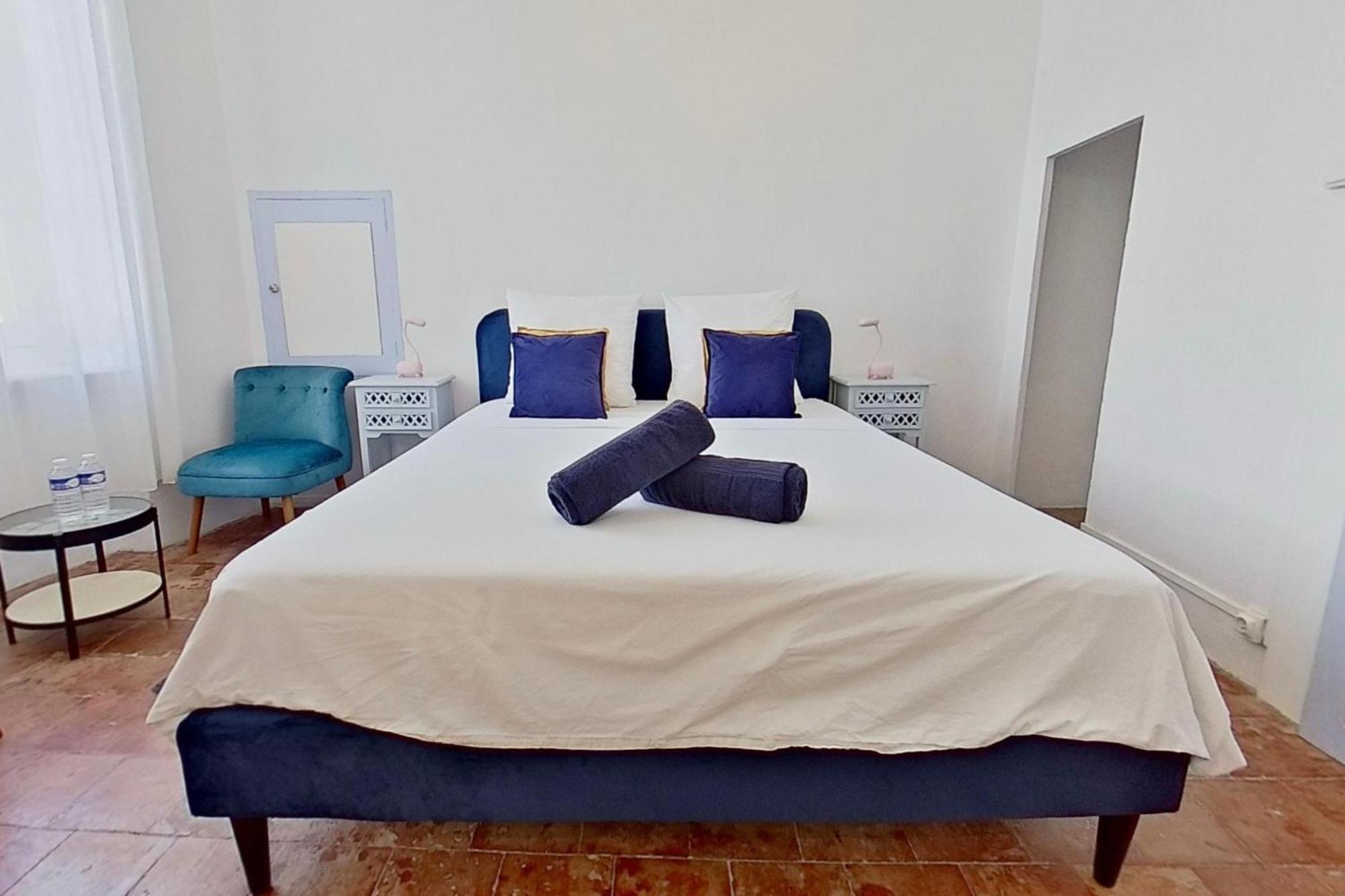 Les 2 Droles D'Oiseaux Bed & Breakfast Luc-sur-Orbieu Bagian luar foto