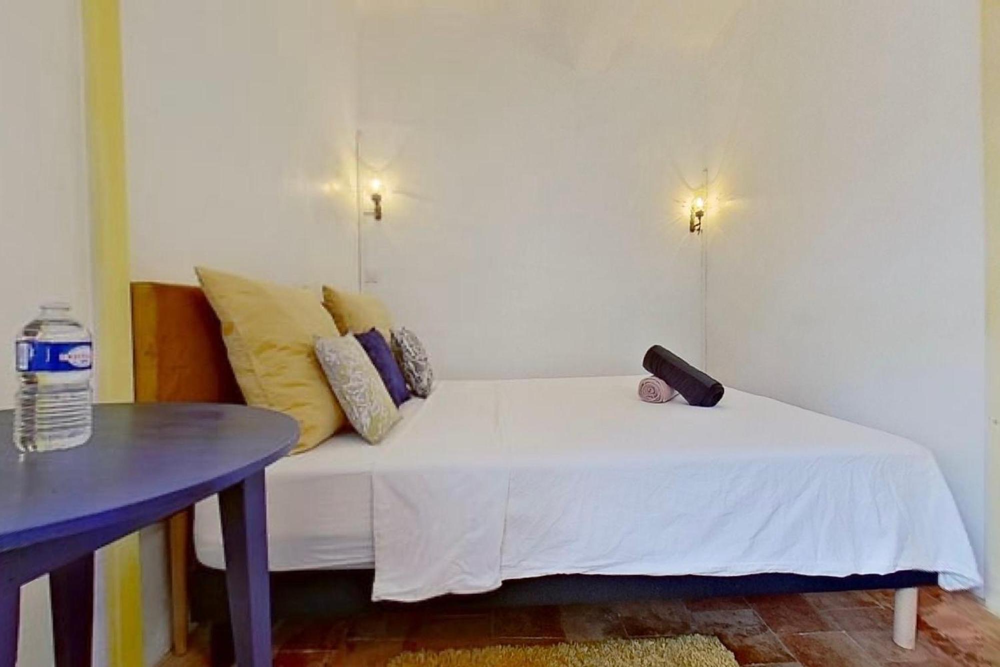 Les 2 Droles D'Oiseaux Bed & Breakfast Luc-sur-Orbieu Bagian luar foto