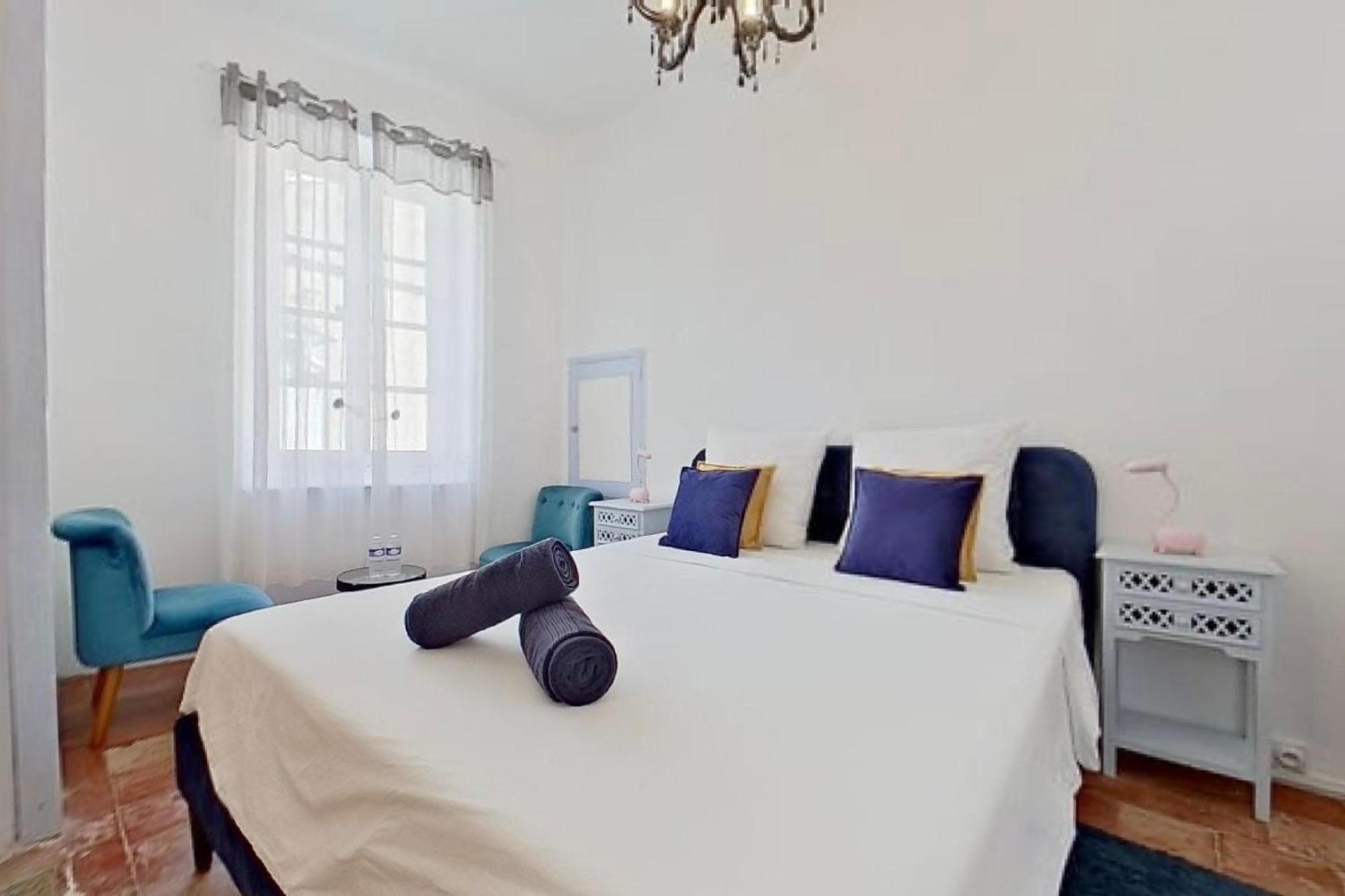 Les 2 Droles D'Oiseaux Bed & Breakfast Luc-sur-Orbieu Bagian luar foto