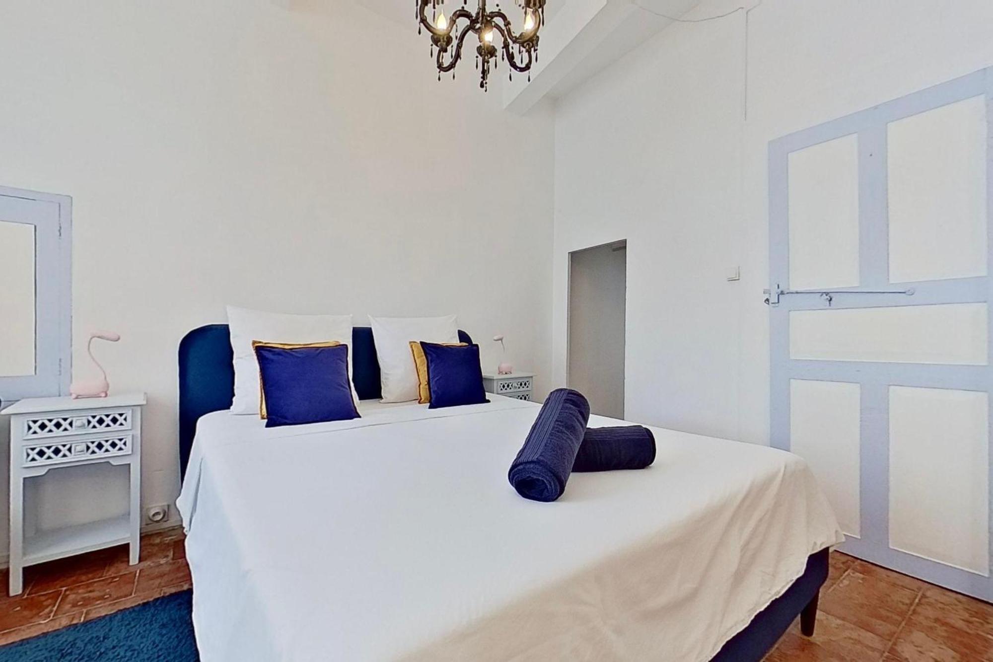 Les 2 Droles D'Oiseaux Bed & Breakfast Luc-sur-Orbieu Bagian luar foto