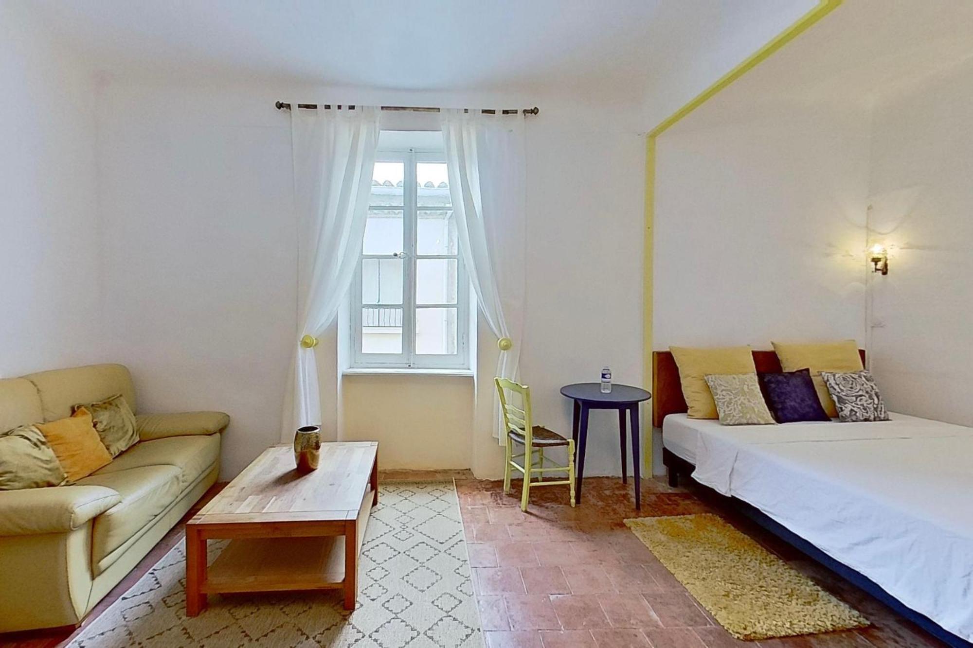 Les 2 Droles D'Oiseaux Bed & Breakfast Luc-sur-Orbieu Bagian luar foto