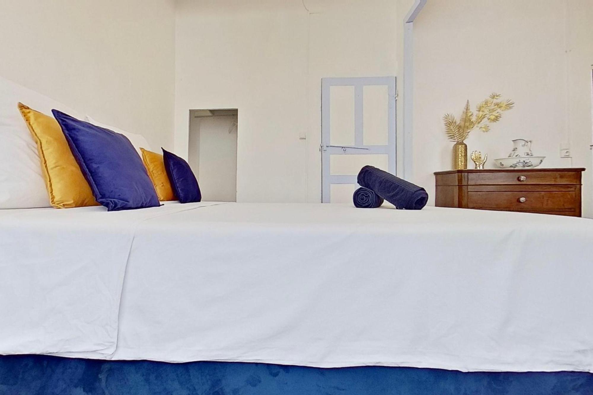 Les 2 Droles D'Oiseaux Bed & Breakfast Luc-sur-Orbieu Bagian luar foto