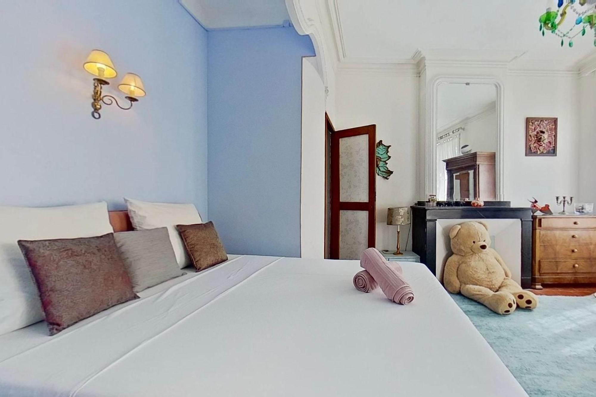 Les 2 Droles D'Oiseaux Bed & Breakfast Luc-sur-Orbieu Bagian luar foto