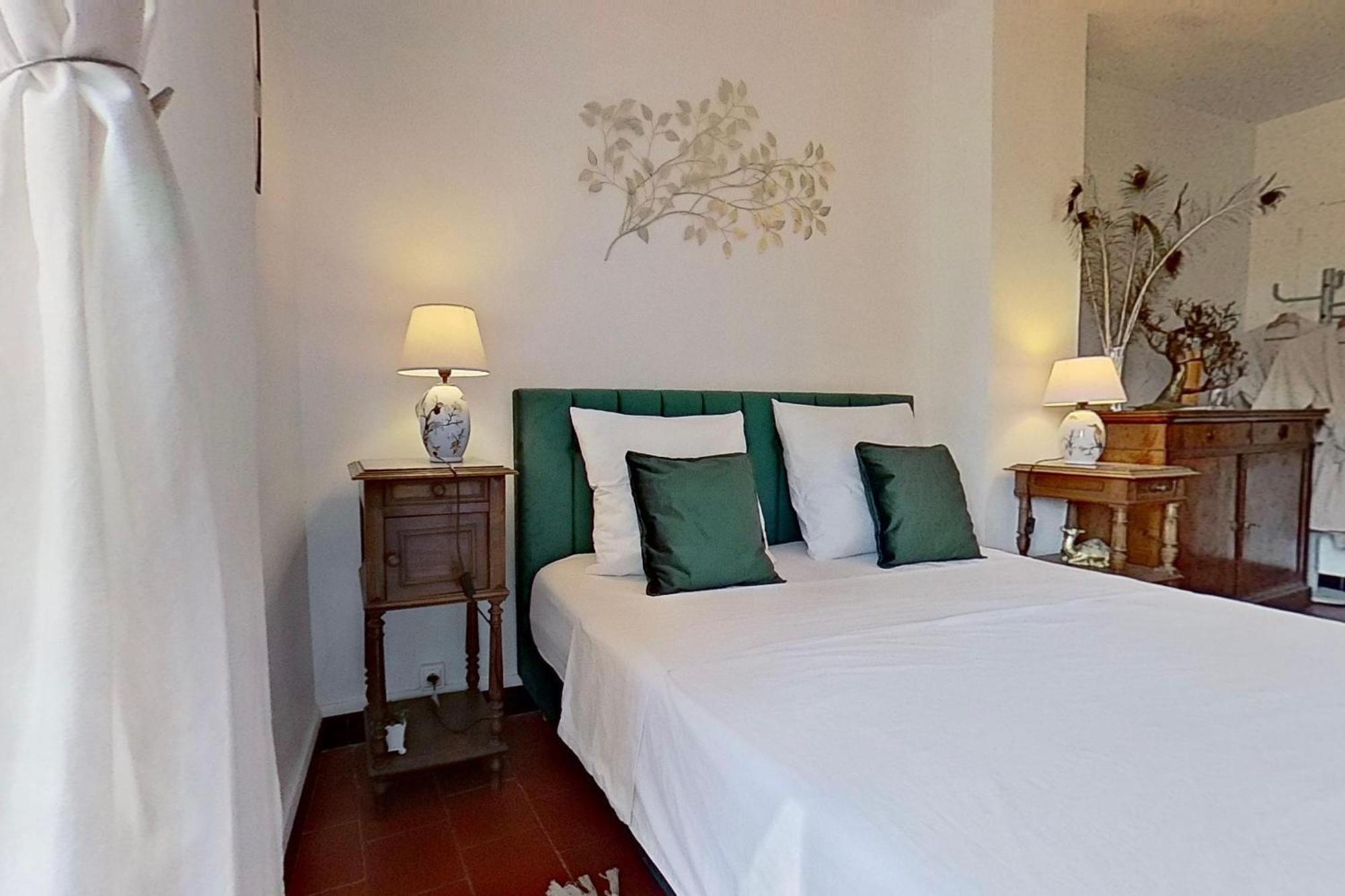 Les 2 Droles D'Oiseaux Bed & Breakfast Luc-sur-Orbieu Bagian luar foto